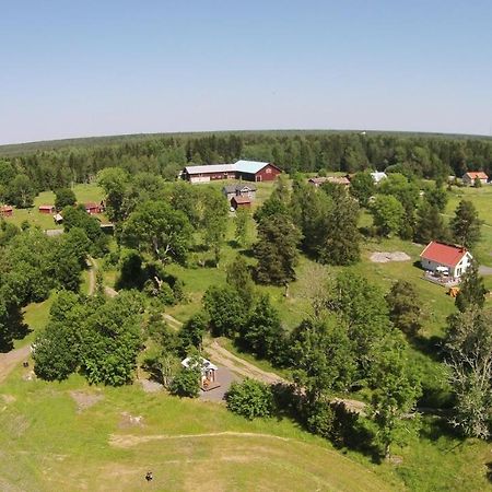 Liten Enklare Klimatsmart Stuga I Roslagen Эстаммар Экстерьер фото